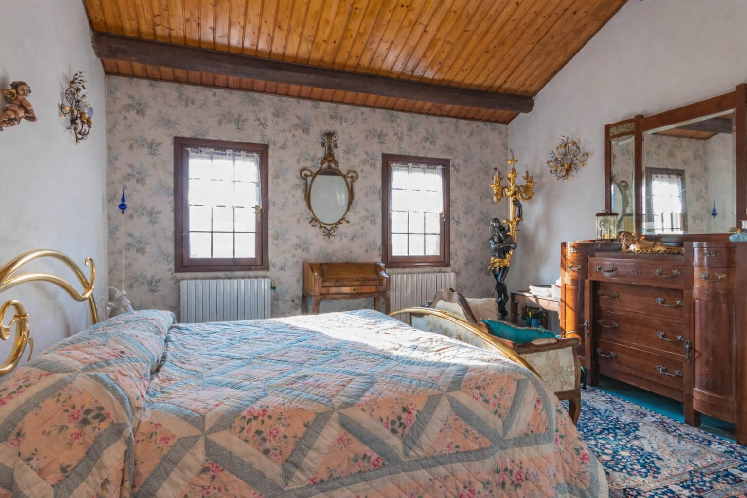 Schlafzimmer im 1. Obergeschoss