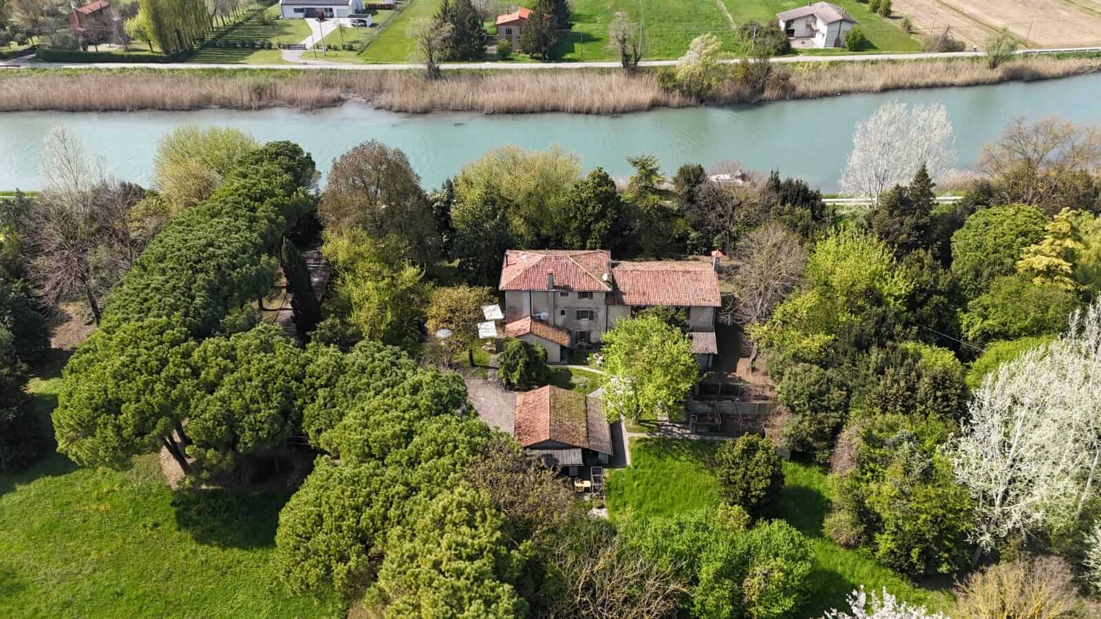 CA_IVELISE - Ansicht des Anwesens von oben