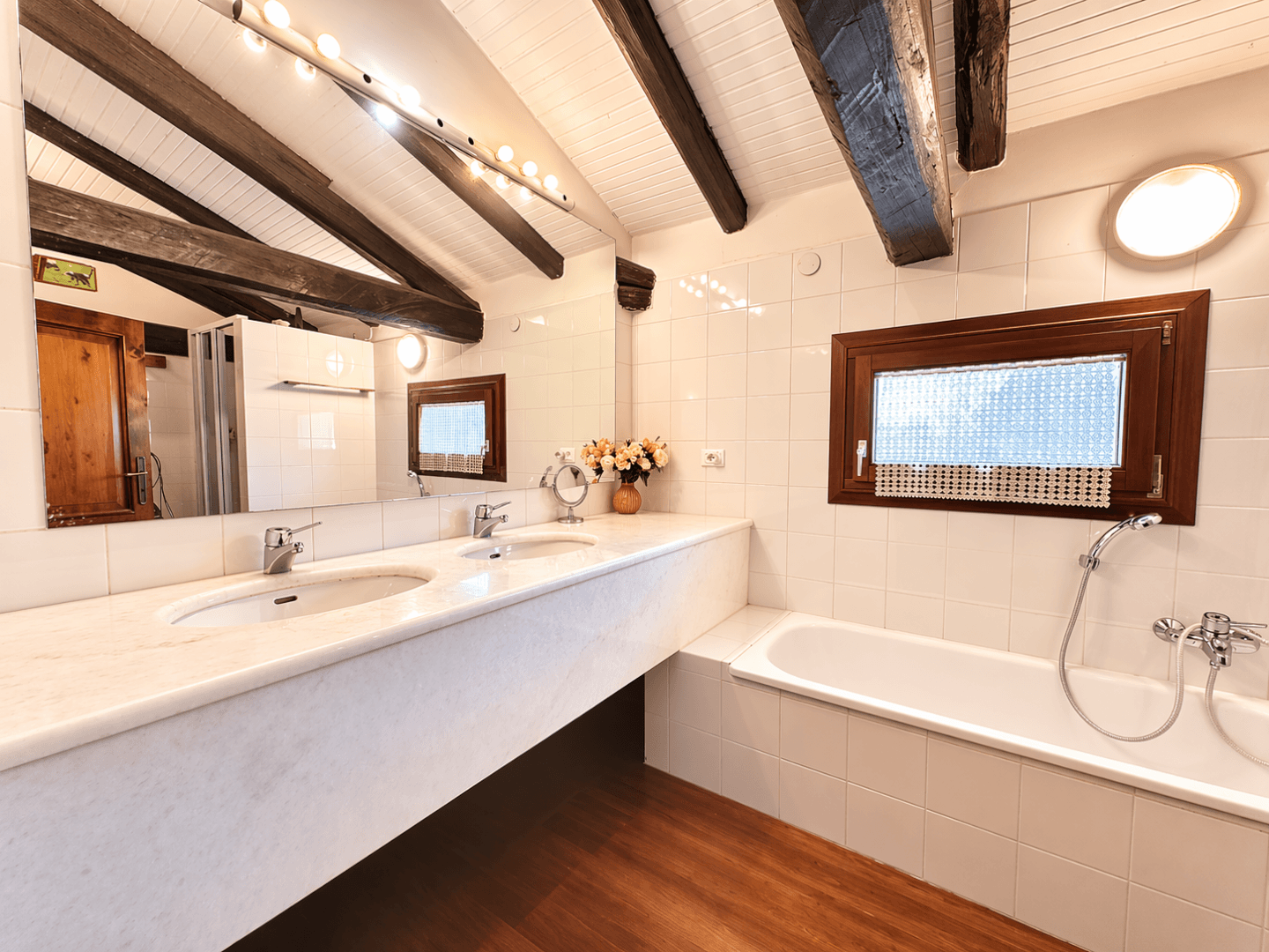 CA' IVELISE - Badezimmer im Dachgeschoss