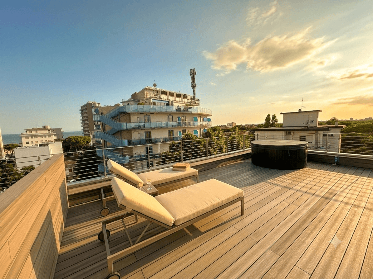 Dachterrasse in Lignano Sabbiadoro mit Whirlpool