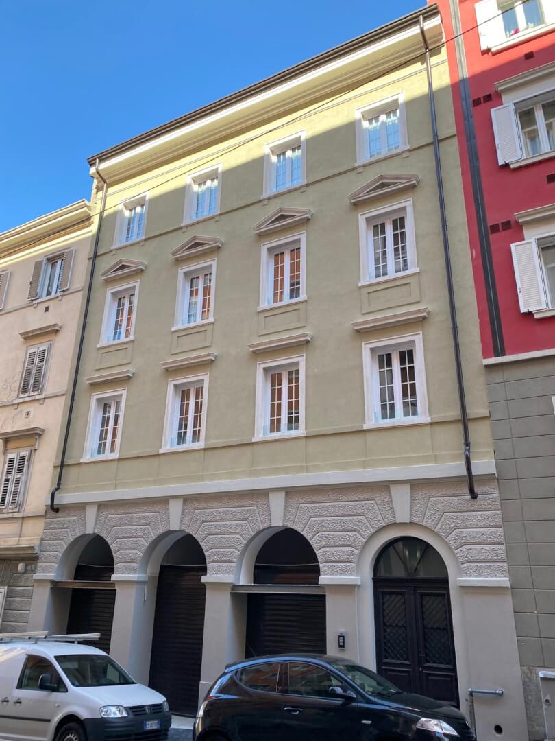 Hausfassade in Trieste