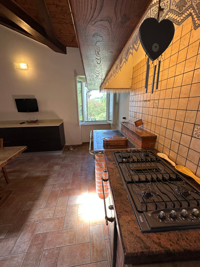 Cucina abitabile con Spolert piano primo